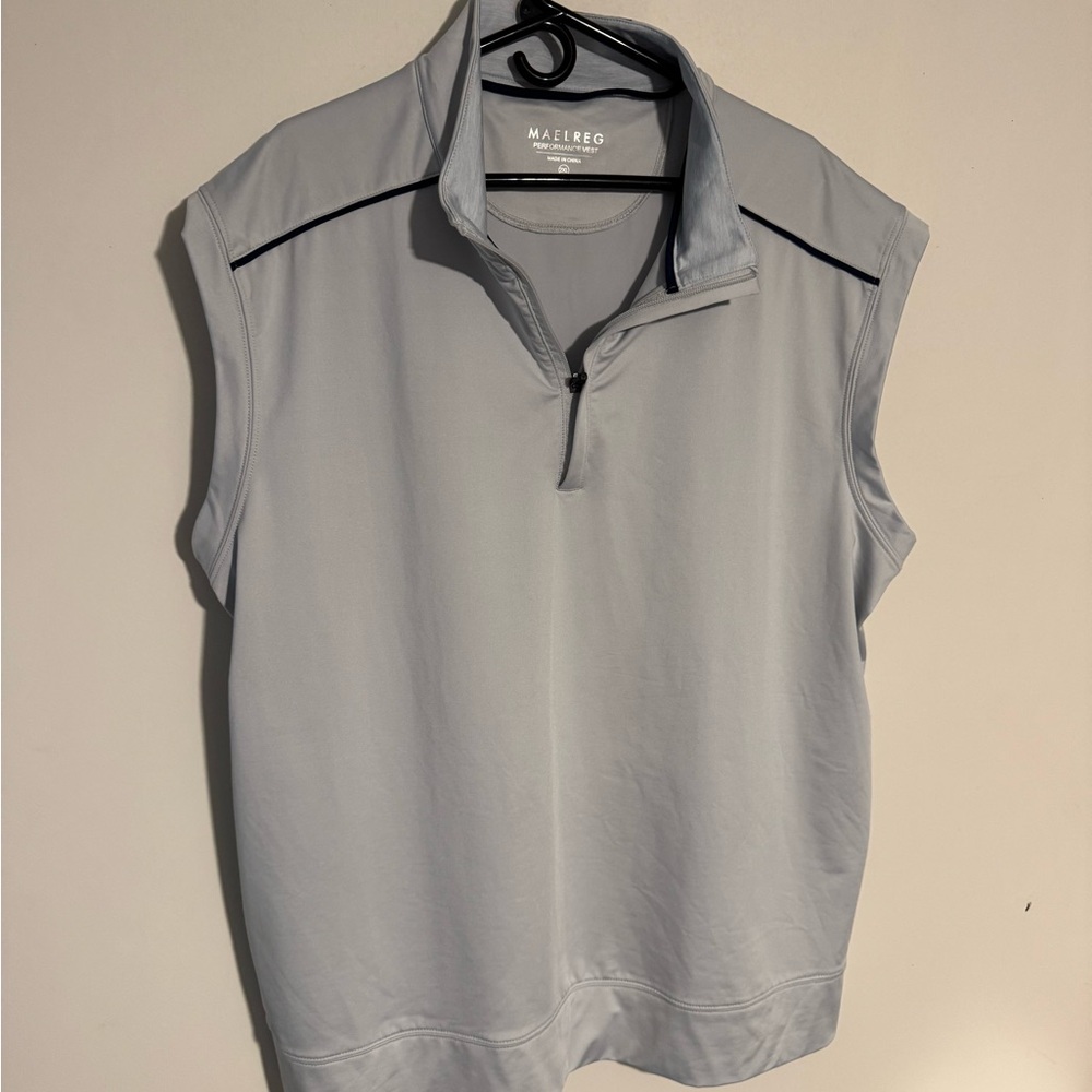 Maelreg Light Gray/Navy Accent Sleeveless Pullover